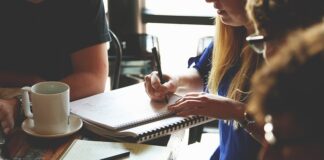 Co powiedzieć na pierwszym spotkaniu z pracownikami?