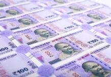 Ile zarabia przeciętny bankier?