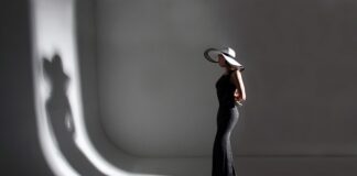 Kto tworzy bazy danych? Kto tworzy bazy danych?