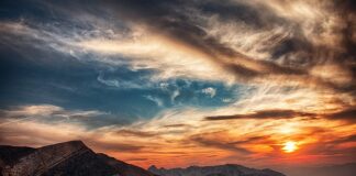 Ile godzin pracuje się w banku? Ile godzin pracuje się w banku?