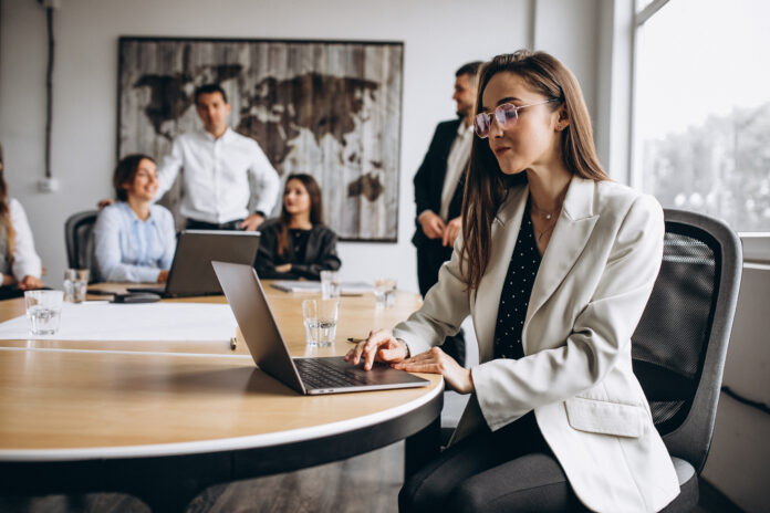 Gdzie można pracować po studiach? Gdzie można pracować po studiach